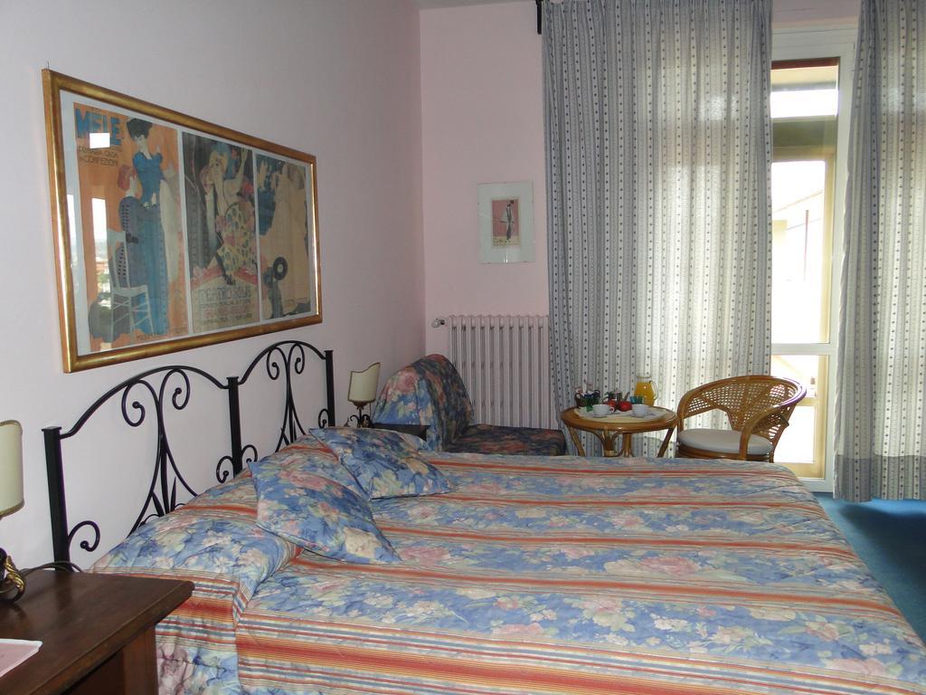 Hotel Residenza Giulia Florencia Exterior foto